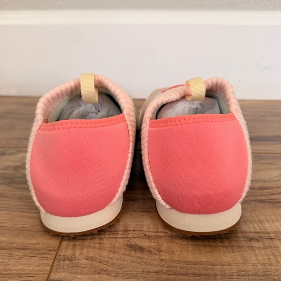 Teva Women's Ember Moc Tie-Dye Shoes - Pink and Blue NWT Size 7 - Picture 5 of 9